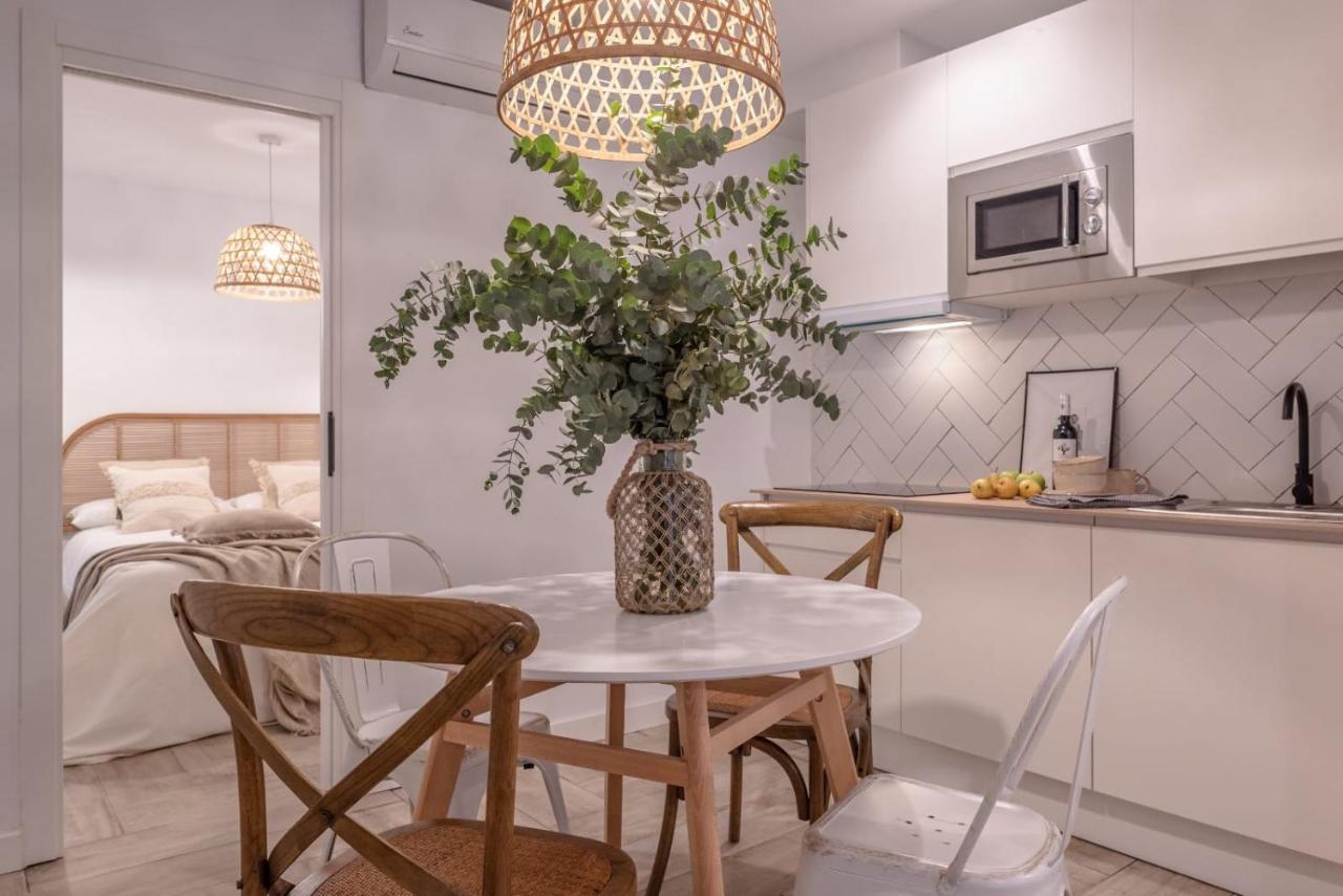 Apartamentos Junto A Jardines Del Triunfo Granada Eksteriør bilde